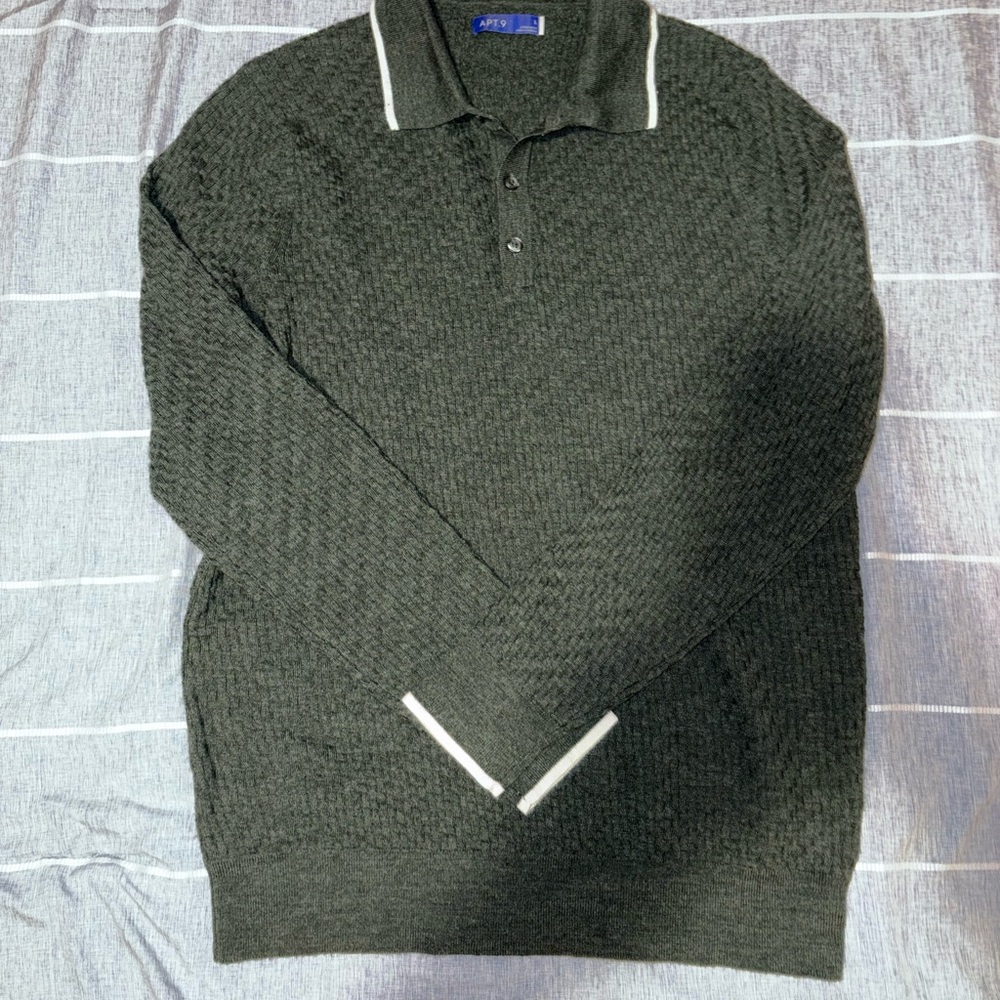 Apt. 9 Men's Dark Green Polo Sweater with White Trim